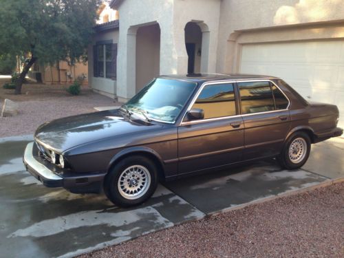 EXTREMELY NICE 1985 BMW 524TD 524 TD. NEW PAINT, TIRES, BRAKES, BATTERY, ALTERNA, image 21