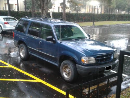 2001 ford explorer