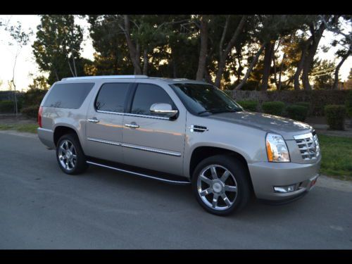 08 escalade esv, gold mist black interior, nav, premium package, dvd, entertain