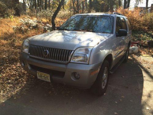 2001 silver mercury mountaineer all wheel drive