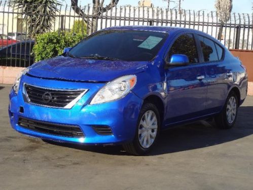 2013 nissan versa 1.6 sv sedan damaged salvage runs! economical only 10k miles!!