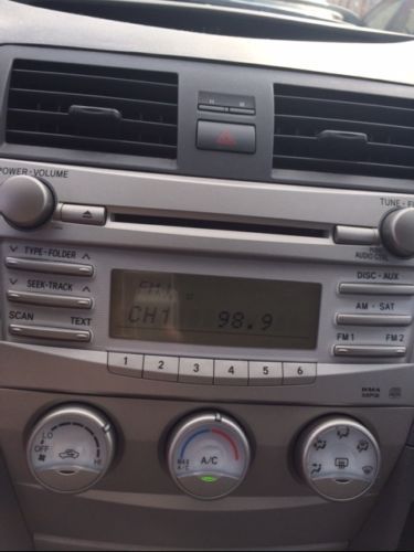 2011 Green Camary LE Automatic with grey cloth interior, US $14,100.00, image 2