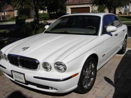 2004 jaguar xj8 sedan 4-door 4.2l