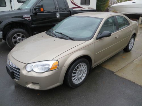 2004 chrysler  sebring,  mint ,one owner, 87k, 4 cyl, clean,