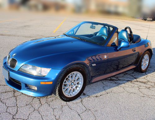 Bmw z3 metalic blue roadster, low miles, new tires and battery.
