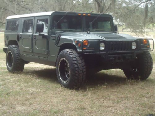 Humvee hmmwv millitary hummer h1