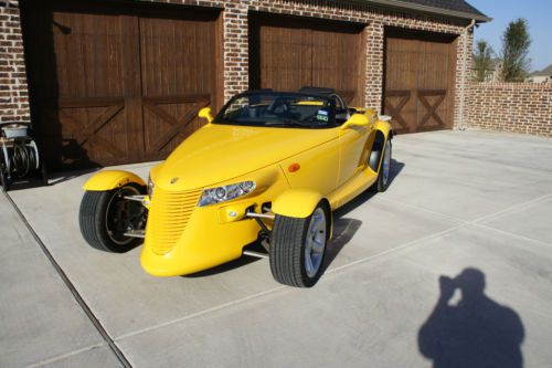 ***1999 Plymouth Prowler Rare Yellow Low Miles---NO RESERVE!!!***, image 7
