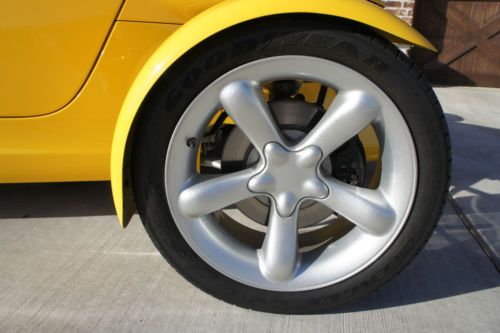 ***1999 Plymouth Prowler Rare Yellow Low Miles---NO RESERVE!!!***, image 16