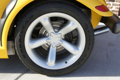***1999 Plymouth Prowler Rare Yellow Low Miles---NO RESERVE!!!***, image 18