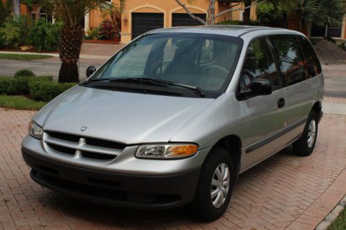 2000 dodge caravan base mini passenger van 4-door 2.4l