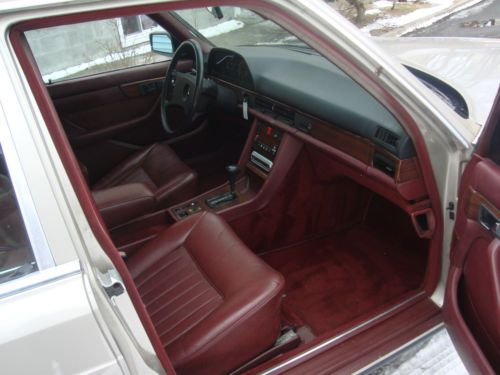 1985 Mercedes-Benz 300SD Classic Turbo Diesel Great Driving condition,no reserve, image 15