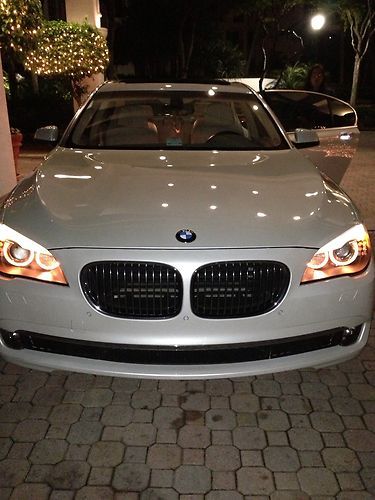 White 2009 bmw 750li  sedan 4-door 4.4l