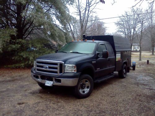 2007 Ford F350 w/ Enclosed Service Body, image 2
