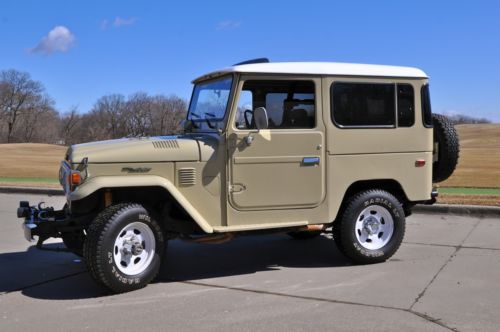 1980 toyota land cruiser fj40 with power steering - nice!