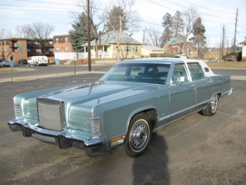 1979 lincoln town car 91k owned by the  zone mgr. climate controled storage mint