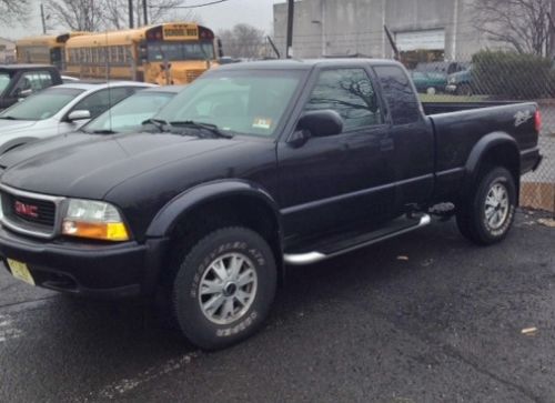 2003 gmc sonoma sl extended cab pickup 3-door 4.3l