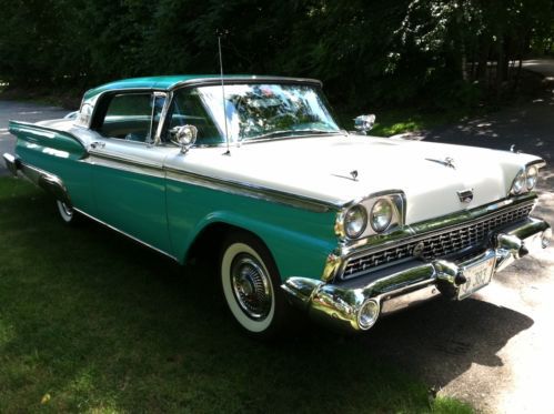 1959 ford fairlane 500 skyliner retractable hardtop ifrc award winner