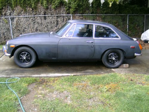 1972 mgb gt