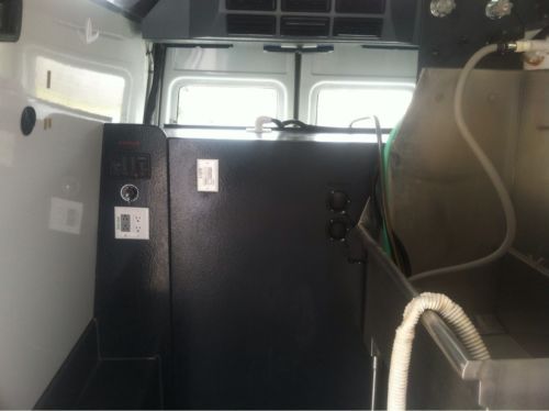 Dodge Sprinter with Dog Grooming Station with water supply, vacuum, etc., US $22,500.00, image 12