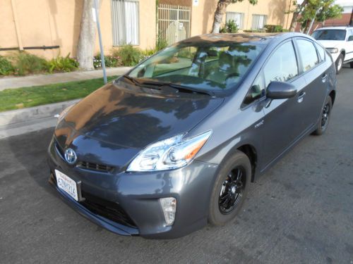 2013 toyota prius base hatchback 4-door 1.8l