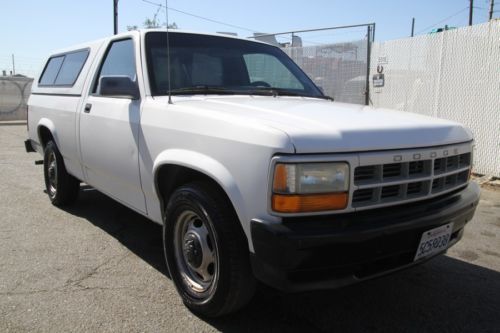 1995 dodge dakota pickup reg. cab 2wd manual 4 cylinder no reserve