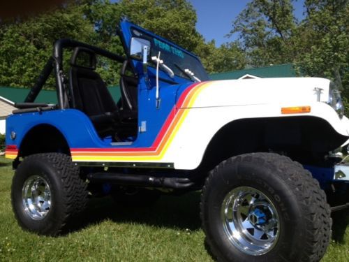 1979 cj-5 jeep /w 304 5.0l v8// 3 speed *nicest around** lifted***no reserve****