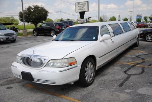 LIMO LIMOUSINE LINCOLN TOWN CAR FORD 2004 WHITE STRETCH LUXURY SEDAN MEGA RARE, US $19,500.00, image 4