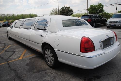 LIMO LIMOUSINE LINCOLN TOWN CAR FORD 2004 WHITE STRETCH LUXURY SEDAN MEGA RARE, US $19,500.00, image 7