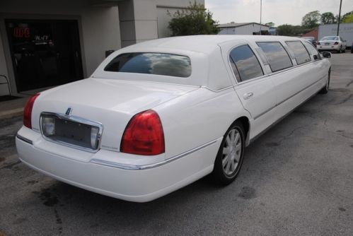 LIMO LIMOUSINE LINCOLN TOWN CAR FORD 2004 WHITE STRETCH LUXURY SEDAN MEGA RARE, US $19,500.00, image 8