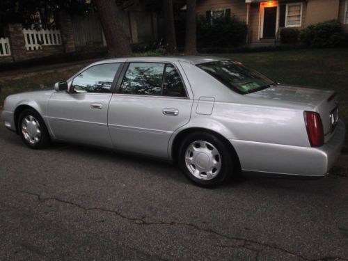 2000 cadillac deville base sedan 4-door 4.6l