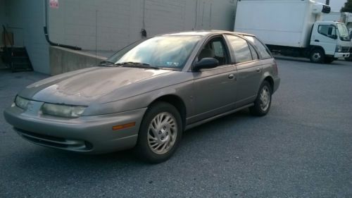 1996 saturn sw2 for parts or repair!