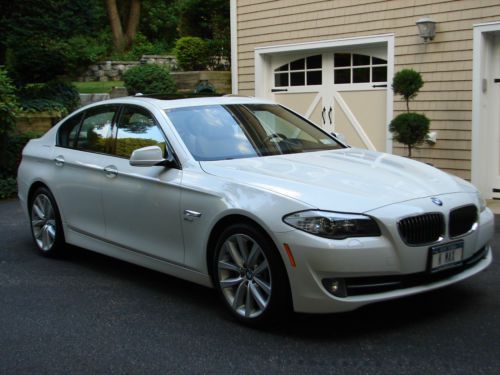 BMW 5-Series 535iX AWD Alpine White  With Venetian Beige Dakota Leather. 2011., US $39,995.00, image 3