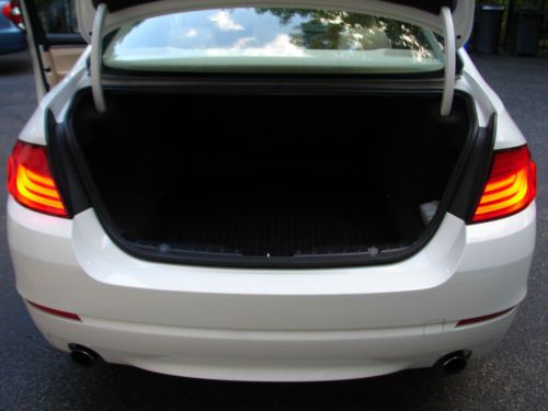 BMW 5-Series 535iX AWD Alpine White  With Venetian Beige Dakota Leather. 2011., US $39,995.00, image 14