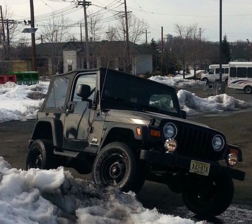 2004 jeep wrangler se sport utility 2-door 2.4l