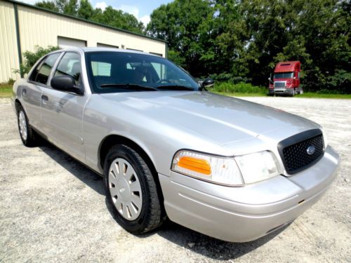 2008 ford crown victoria police interceptor almost new tires all around warranty