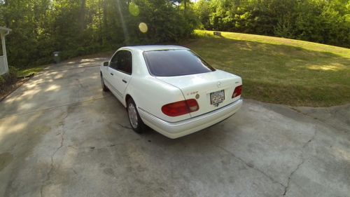 1997 mercedes-benz e300 base sedan 4-door 3.0l