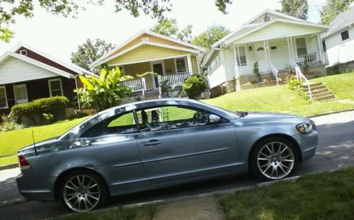 Volvo C70 2006 Convertable, image 2