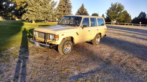 Very clean toyota land cruiser fj60 low miles