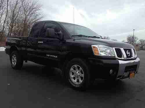 2006 Nissan Titan SE Extended Cab Pickup 4-Door 5.6L 70k Off Road Very Clean, image 13