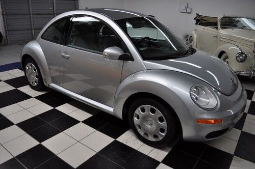 2007 volkswagen new beetle coupe