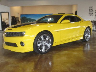 2010 chevrolet camaro 2ss coupe with ground effects all around