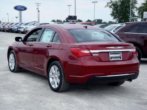 2014 chrysler 200 touring