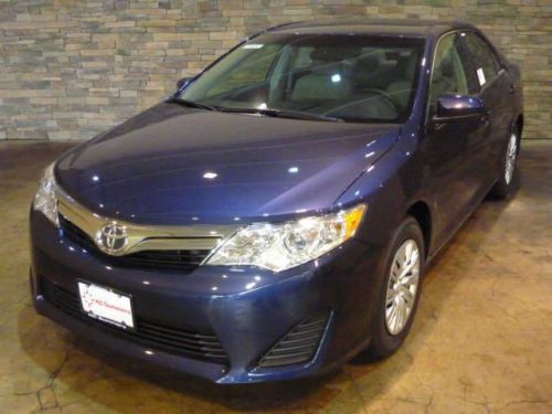 2014 Toyota Camry LE, US $23,980.00, image 2