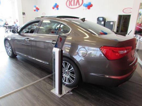 2014 kia cadenza premium