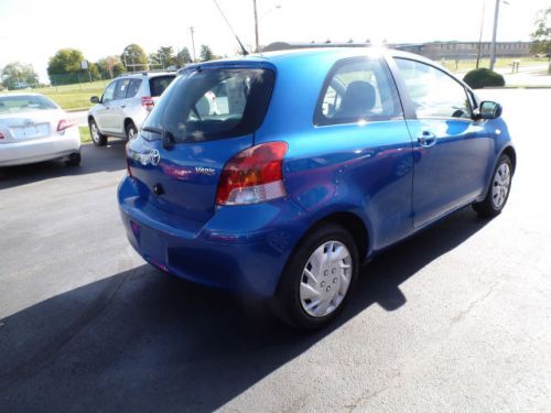 2010 toyota yaris base