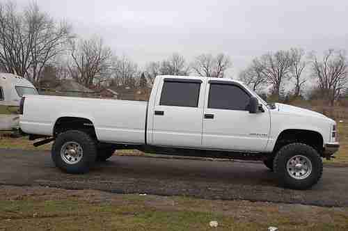 2000 Chevrolet K3500 lifted ,new paint, 35's,, image 2