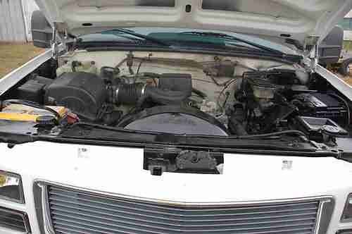 2000 Chevrolet K3500 lifted ,new paint, 35's,, image 8