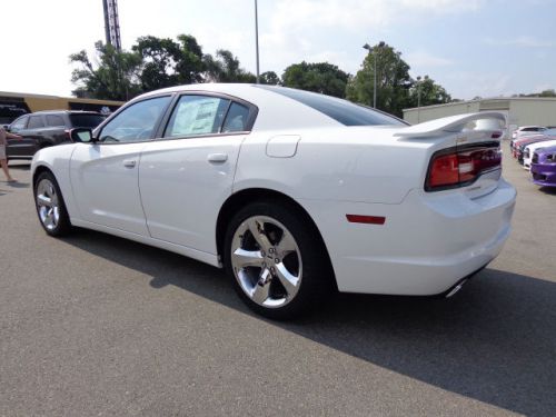 2014 dodge charger sxt