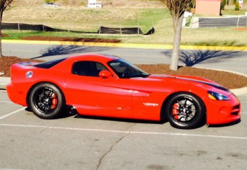 2008 dodge viper srt-10 coupe 2-door 8.4l