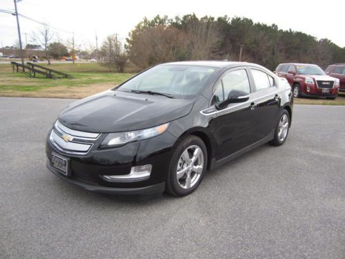4 door hydrid electric mpg chrome volt camry chevy